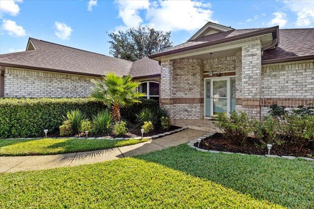 7807 Lola Circle, Navarre, FL 32566