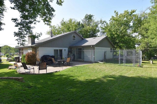 6401 237th AVENUE, Salem, WI 53168