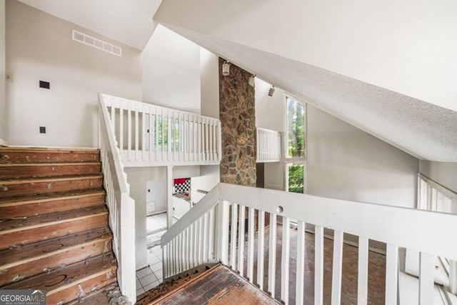 1951 Kinridge Road, Marietta, GA 30062