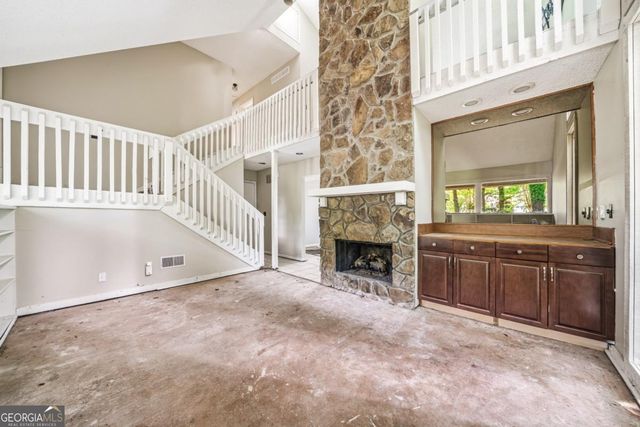 1951 Kinridge Road, Marietta, GA 30062