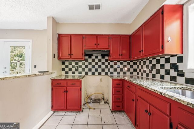 1951 Kinridge Road, Marietta, GA 30062