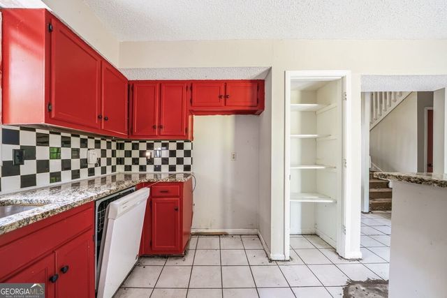 1951 Kinridge Road, Marietta, GA 30062