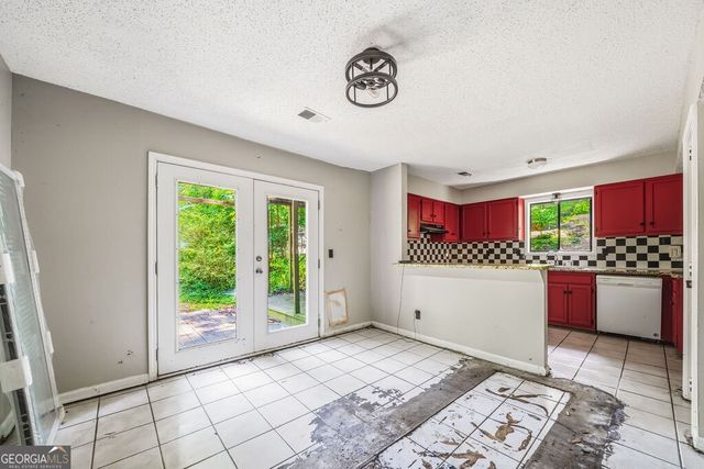 1951 Kinridge Road, Marietta, GA 30062