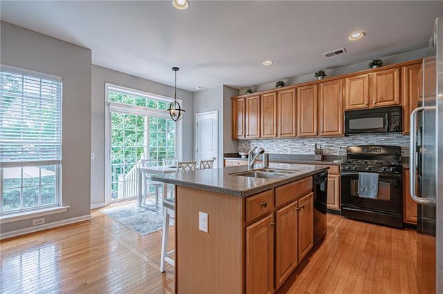 5234 Blue Sky Drive, South Whitehall Twp, PA 18069