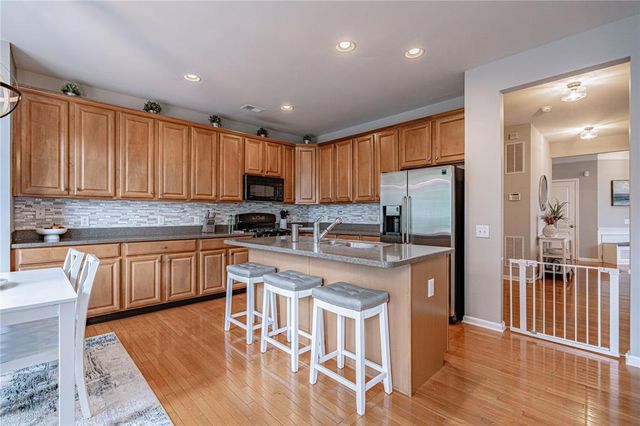 5234 Blue Sky Drive, South Whitehall Twp, PA 18069