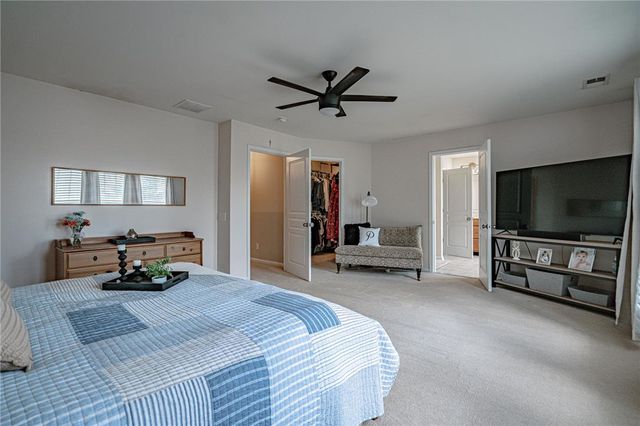 5234 Blue Sky Drive, South Whitehall Twp, PA 18069