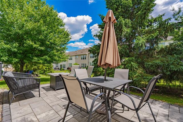 5234 Blue Sky Drive, South Whitehall Twp, PA 18069