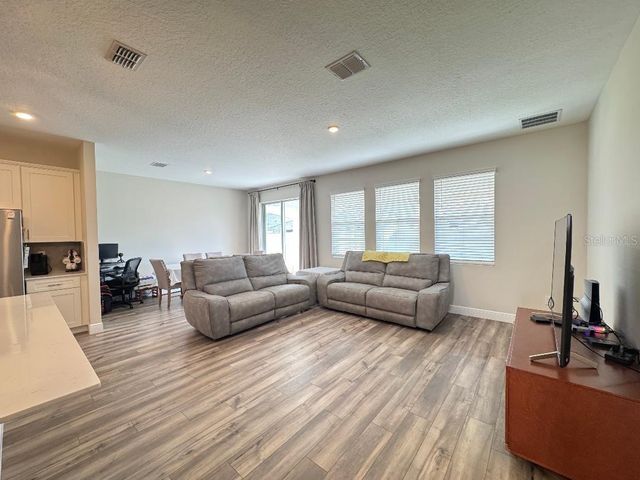 10353 FIELDSTONE MYRTLE WAY, San Antonio, FL 33576