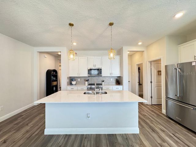 10353 FIELDSTONE MYRTLE WAY, San Antonio, FL 33576