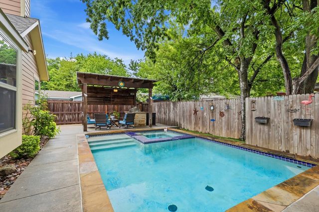 1302 Lela Street, Mckinney, TX 75069