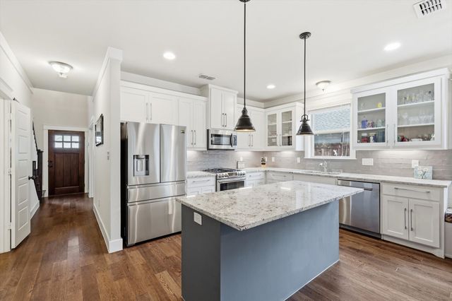 1302 Lela Street, Mckinney, TX 75069