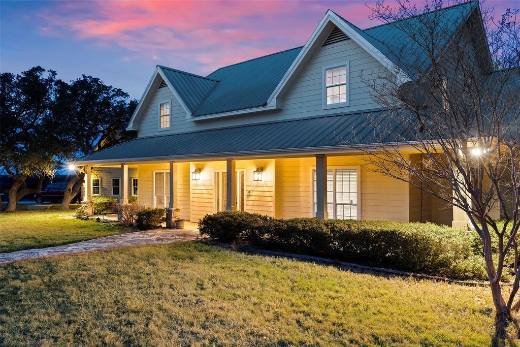 1274 County Road 2806, Lampasas, TX 76550