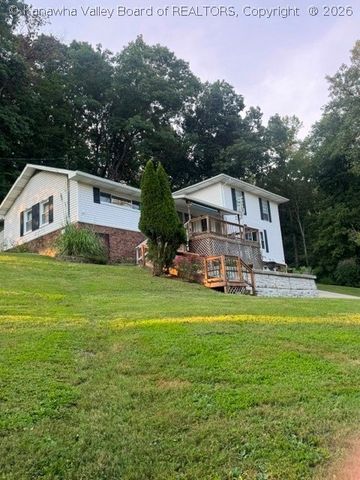 183 40th Street, Nitro, WV 25143