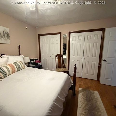 183 40th Street, Nitro, WV 25143