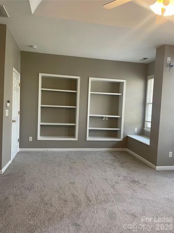 5828 Lagrande Drive, Charlotte, NC 28269