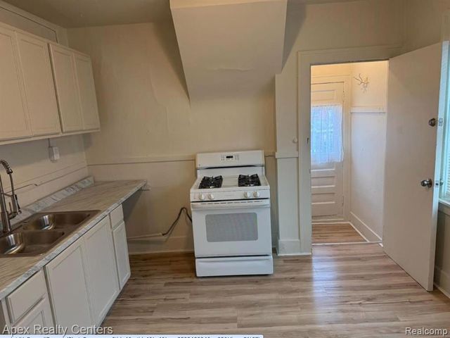12144 Washburn Street, Detroit, MI 48204