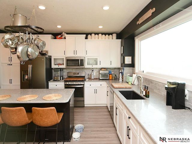 2015 Geri Circle, Bellevue, NE 68147