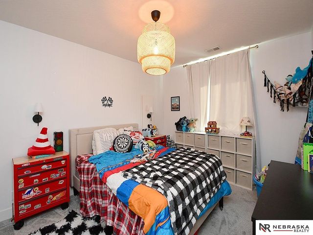 2015 Geri Circle, Bellevue, NE 68147