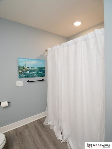 2015 Geri Circle, Bellevue, NE 68147