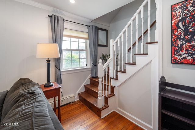 10 Dunning Avenue, Colonie, NY 12205