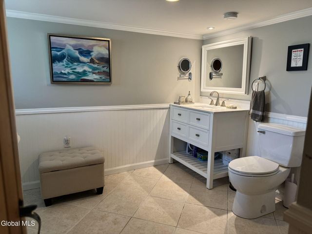 10 Dunning Avenue, Colonie, NY 12205