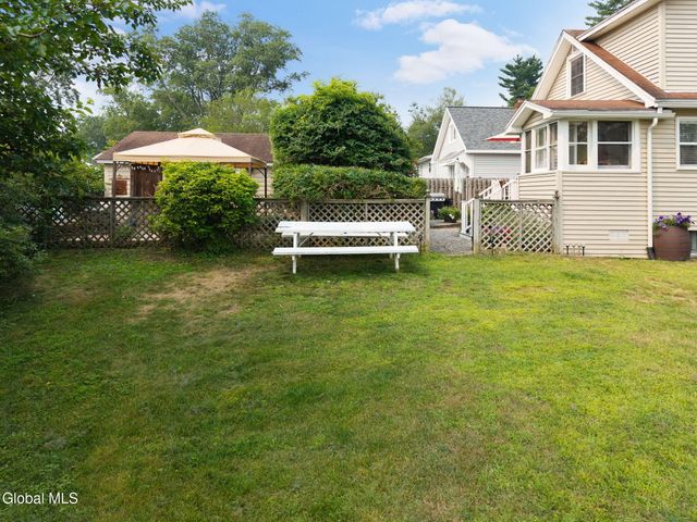 10 Dunning Avenue, Colonie, NY 12205