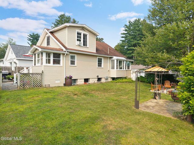 10 Dunning Avenue, Colonie, NY 12205
