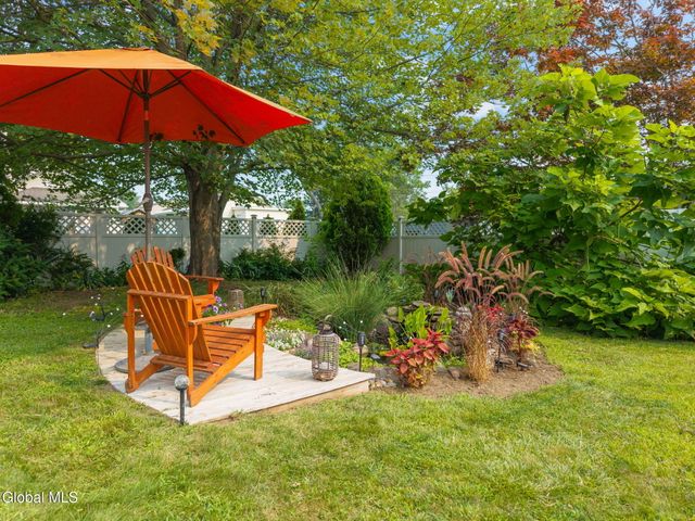 10 Dunning Avenue, Colonie, NY 12205