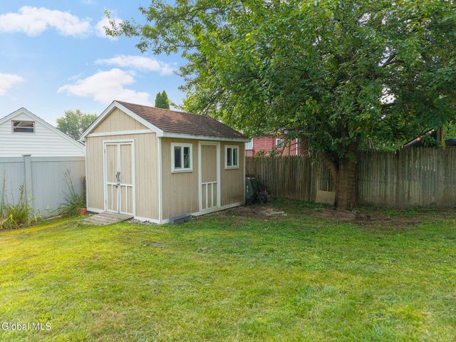 10 Dunning Avenue, Colonie, NY 12205