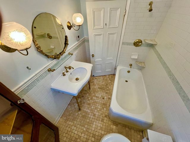 7215 BRYAN ST, Philadelphia, PA 19119