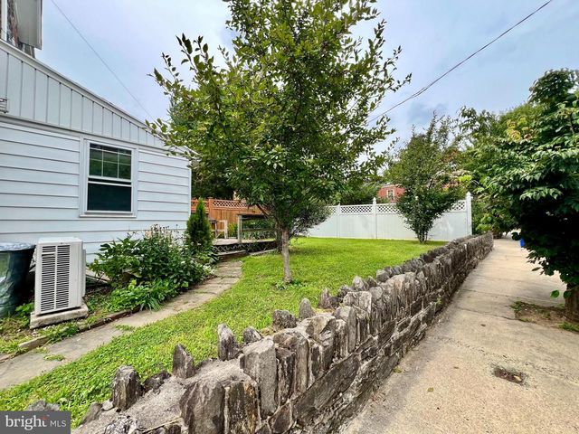7215 BRYAN ST, Philadelphia, PA 19119