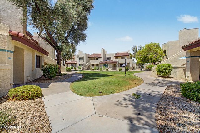 2020 W UNION HILLS Drive 143, Phoenix, AZ 85027