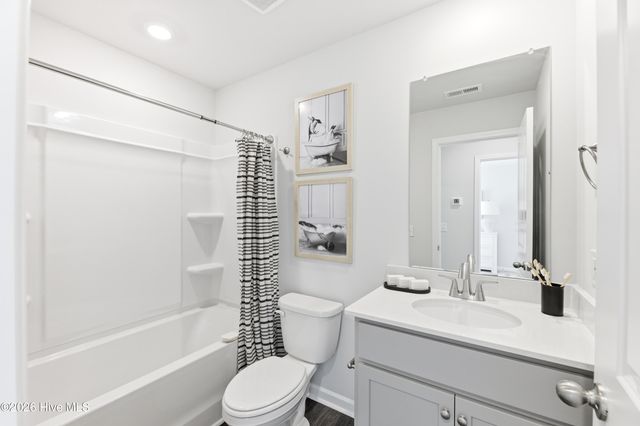 620 Sandy Hollow Drive, Jacksonville, NC 28540