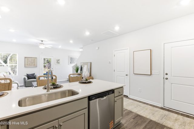 620 Sandy Hollow Drive, Jacksonville, NC 28540