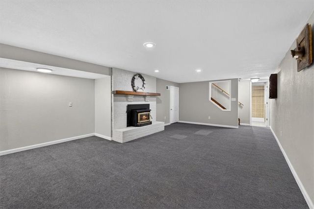 315 S Peculiar Drive, Peculiar, MO 64078