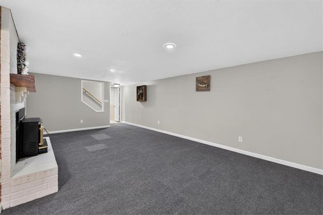 315 S Peculiar Drive, Peculiar, MO 64078