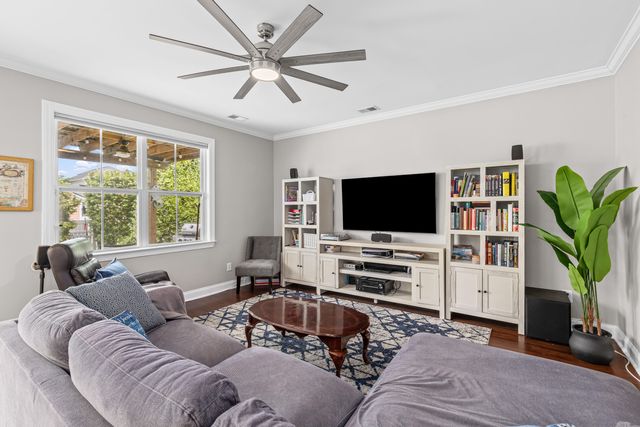 220 Crossandra Avenue, Summerville, SC 29483