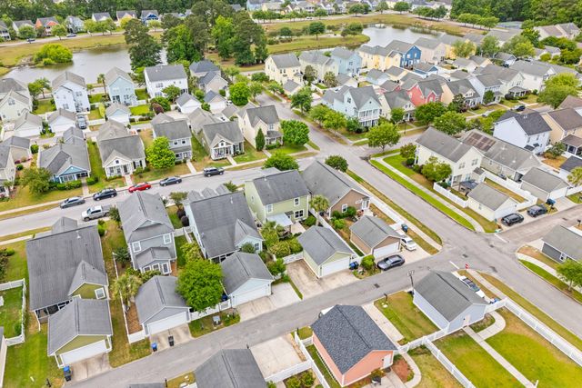 220 Crossandra Avenue, Summerville, SC 29483