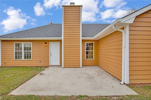 135 Belle Chase Drive, Raeford, NC 28376