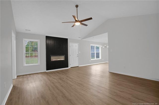 135 Belle Chase Drive, Raeford, NC 28376