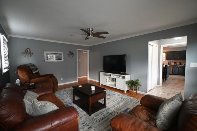 404 Foster Avenue, Florence, KY 41042