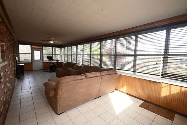 404 Foster Avenue, Florence, KY 41042