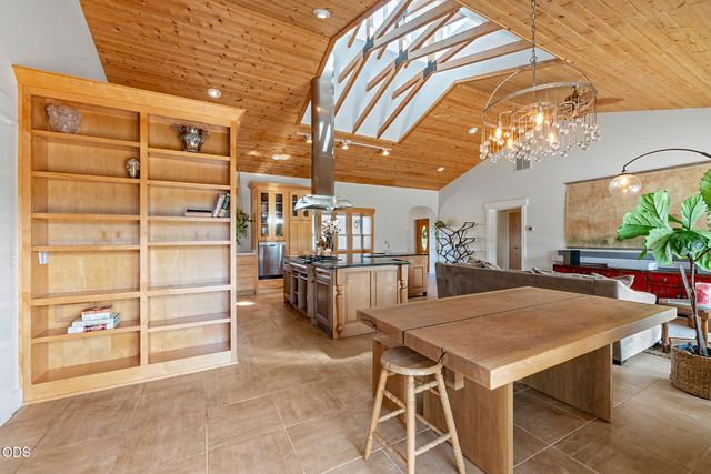 145 Normal Avenue, Ashland, OR 97520