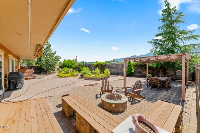 145 Normal Avenue, Ashland, OR 97520