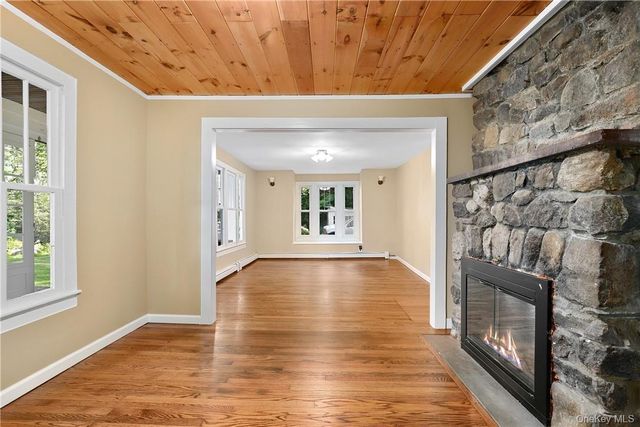 60 Watch Hill Road, Croton-on-hudson, NY 10520