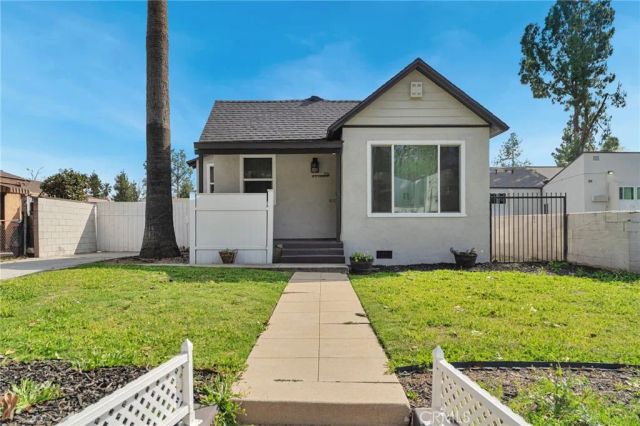 70 W Claremont St, Pasadena, CA 91103