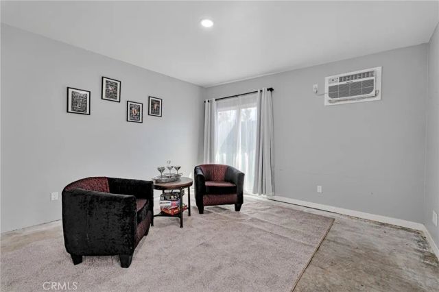 70 W Claremont St, Pasadena, CA 91103