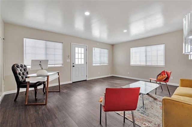 70 W Claremont St, Pasadena, CA 91103