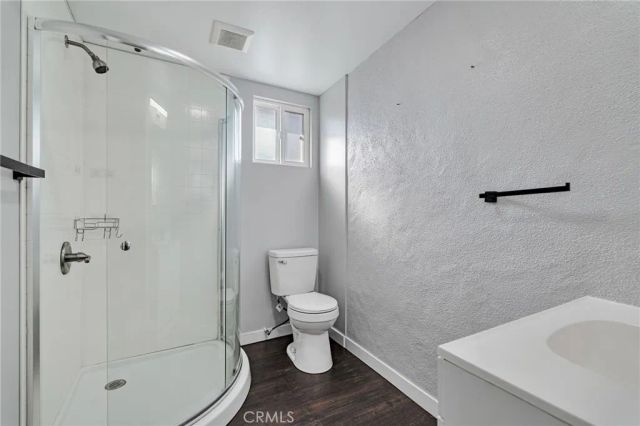 70 W Claremont St, Pasadena, CA 91103