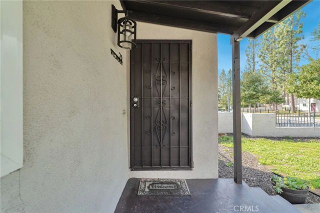 70 W Claremont St, Pasadena, CA 91103